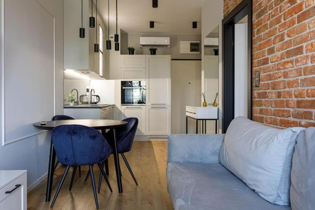 Golden Apartments Wroclaw - Great Location - Cozy And Bright&Janapawla19 Экстерьер фото